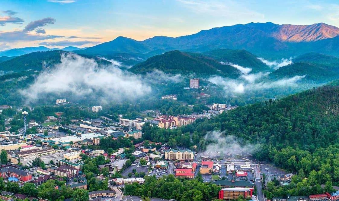 Almost Heaven #2 Pigeon Forge Bagian luar foto